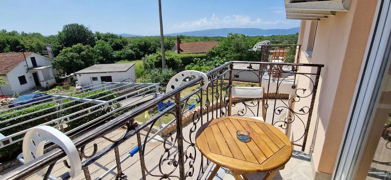 Apartments Pinezic Skrbcici